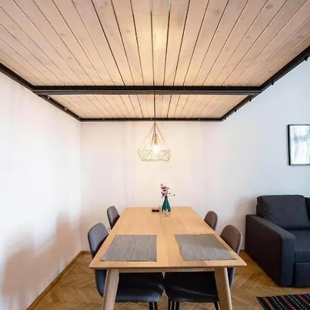 Ultracentral Apartment/old Town Apartment Timisoara